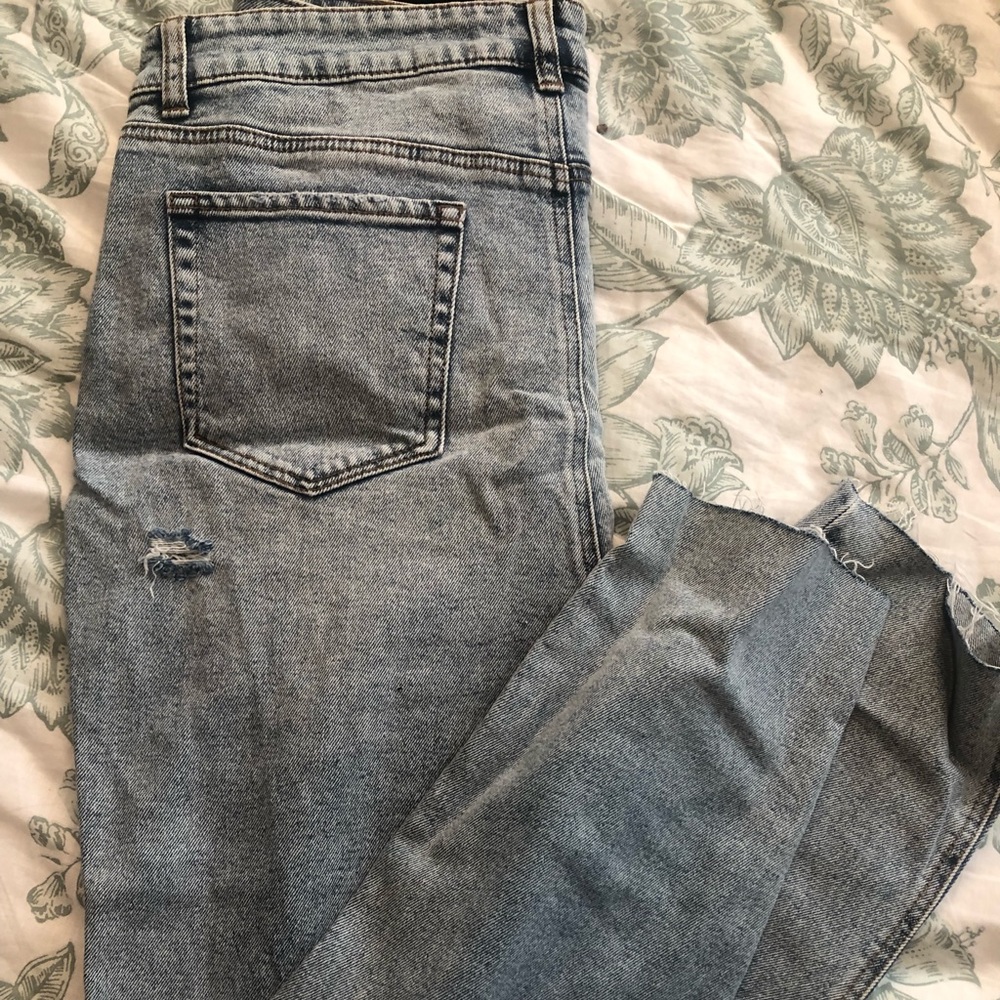 Mom jeans size 14 never worn
